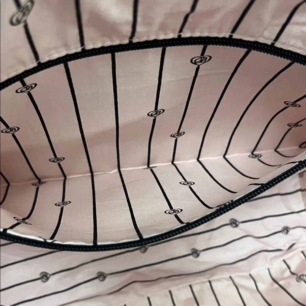 NWOT Brighton "My Sweet Valentine" Tote { small flaw} - Picture 10 of 13